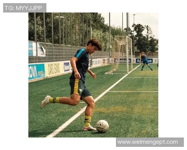 时尚与运动的结合打扮骚气的足球明星引领潮流风向标 时尚与运动的结合打扮骚气的足球明星引领潮流风向标