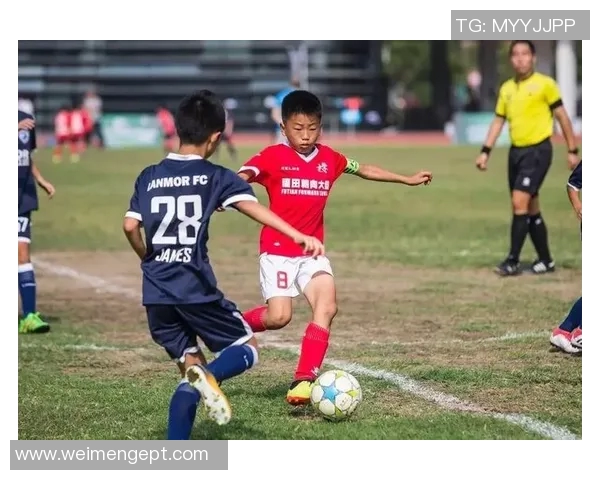 深圳足球队心理素质分析:如何在比赛中提升球队的心理韧性与竞争力 深圳足球队心理素质分析:如何在比赛中提升球队的心理韧性与竞争力